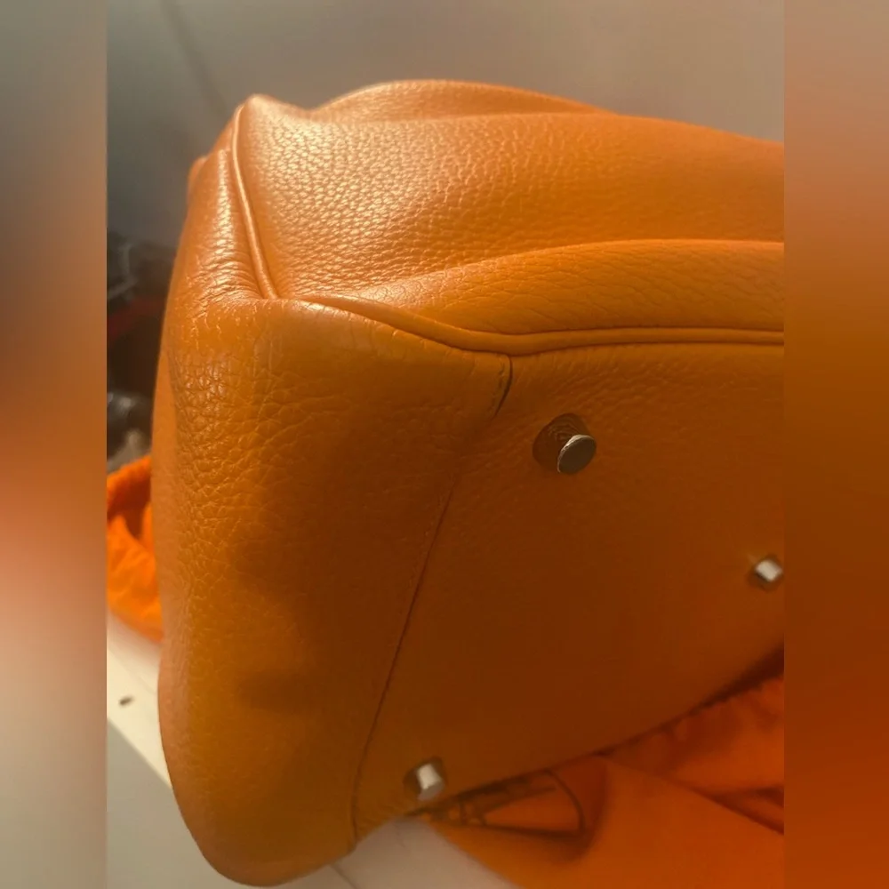 Hermès Lindy 34 in Signature Orange